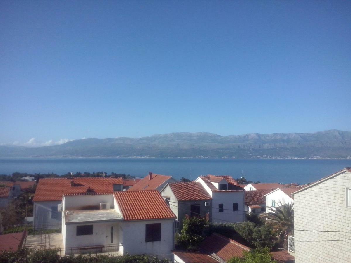 Apartment Ma'Re Supetar Buitenkant foto
